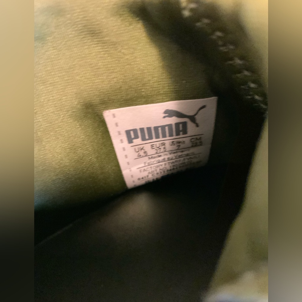 PUMA - Picture 5 of 8